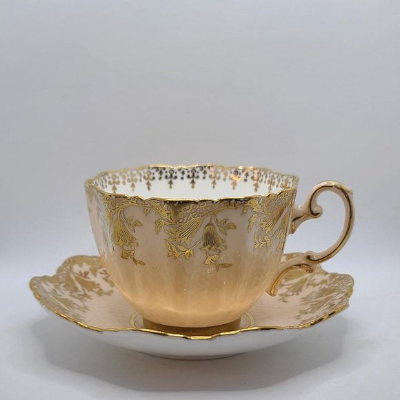 Vintage Paragon Double Warrant Tea Cup and Saucer - Picture 2 of 9